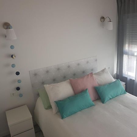 Apt 6 - Apartamento En La Playa De El Palo Málaga Exterior foto