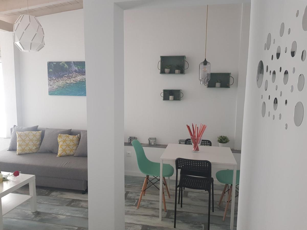 Apt 6 - Apartamento En La Playa De El Palo Málaga Exterior foto